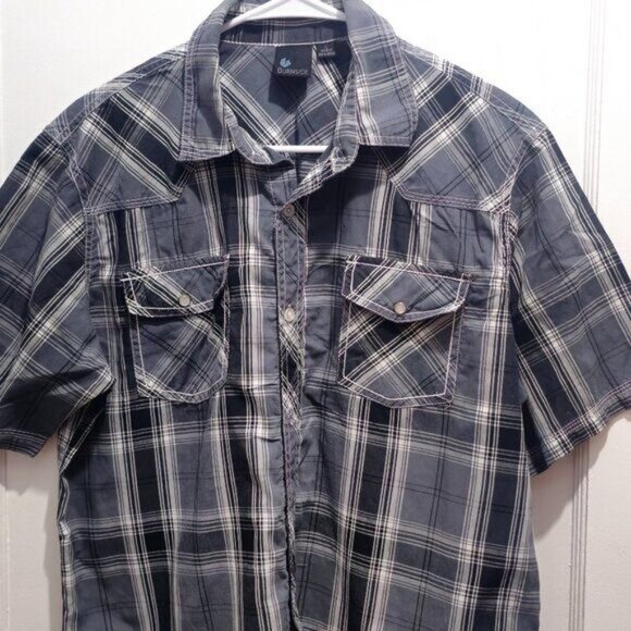 Burnside Short Sleeve Button Shirt - Large Youth/Small Woman - See Measurements - Picture 2 of 13